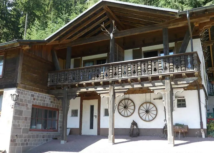 Holzerstube Гостевой дом 3*